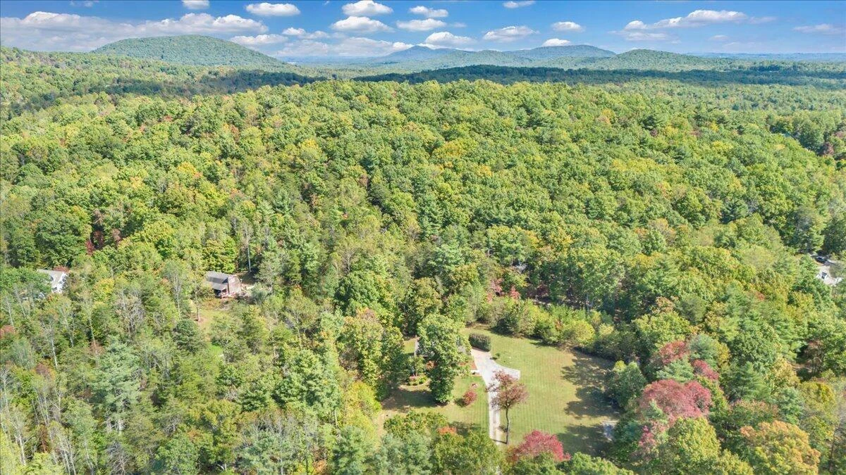 625 Claybanks DR - Photo 47