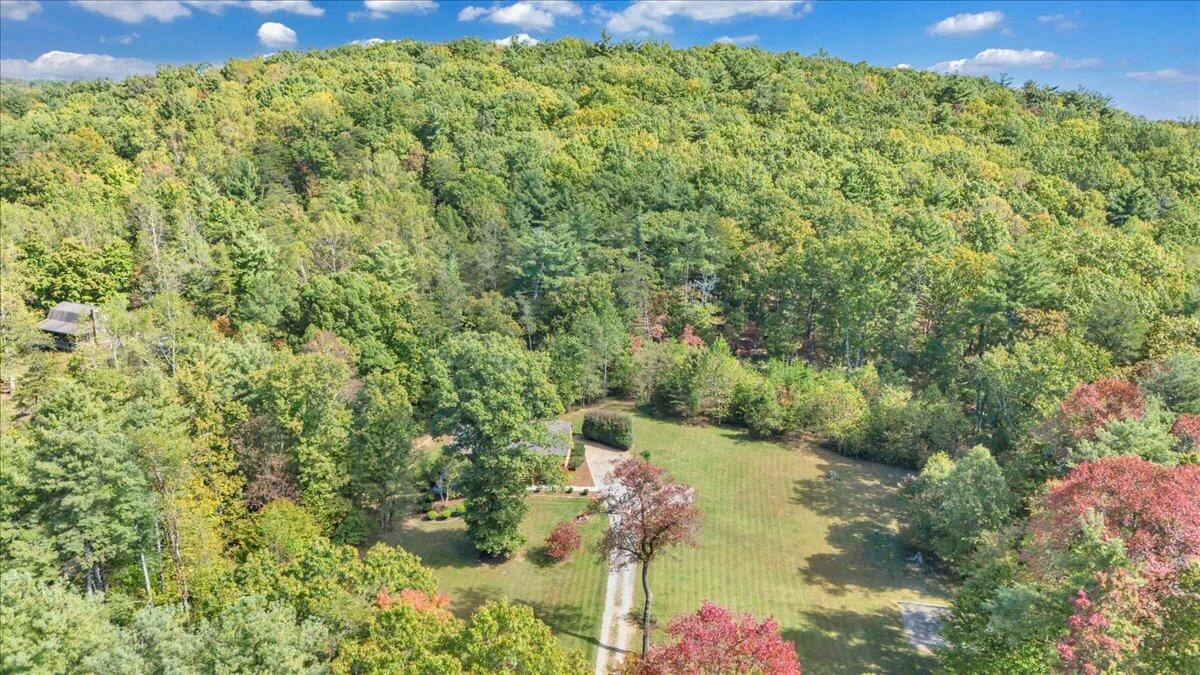 625 Claybanks DR - Photo 50