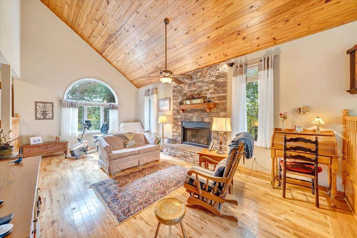 1347 Woodhaven Estates RD - Photo 15
