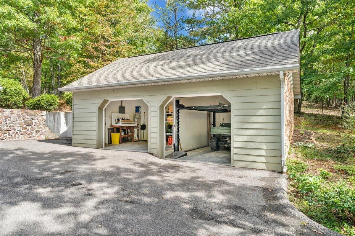 1347 Woodhaven Estates RD - Photo 45