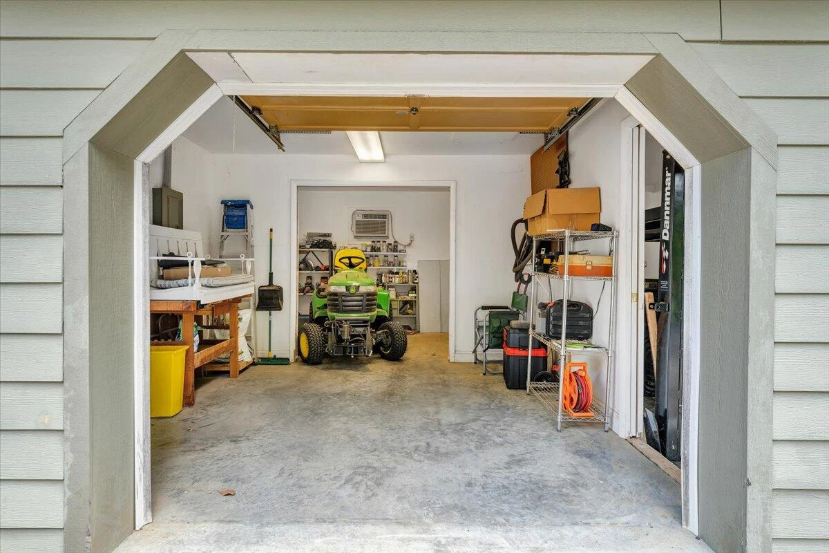 1347 Woodhaven Estates RD - Photo 47