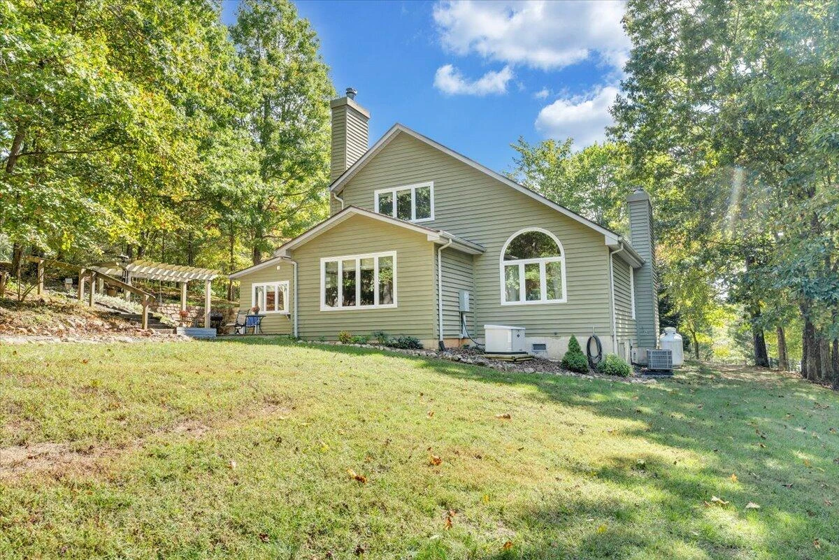 1347 Woodhaven Estates RD - Photo 51