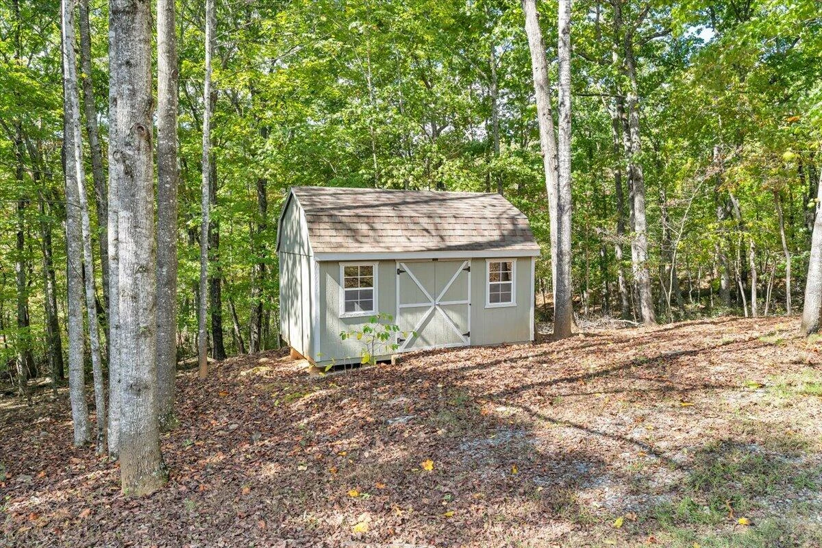 1347 Woodhaven Estates RD - Photo 52