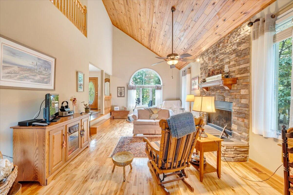 1347 Woodhaven Estates RD - Photo 62