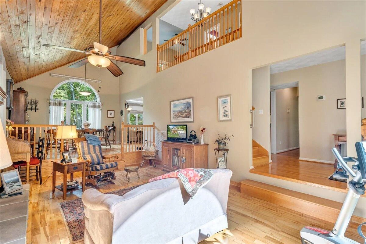 1347 Woodhaven Estates RD - Photo 65