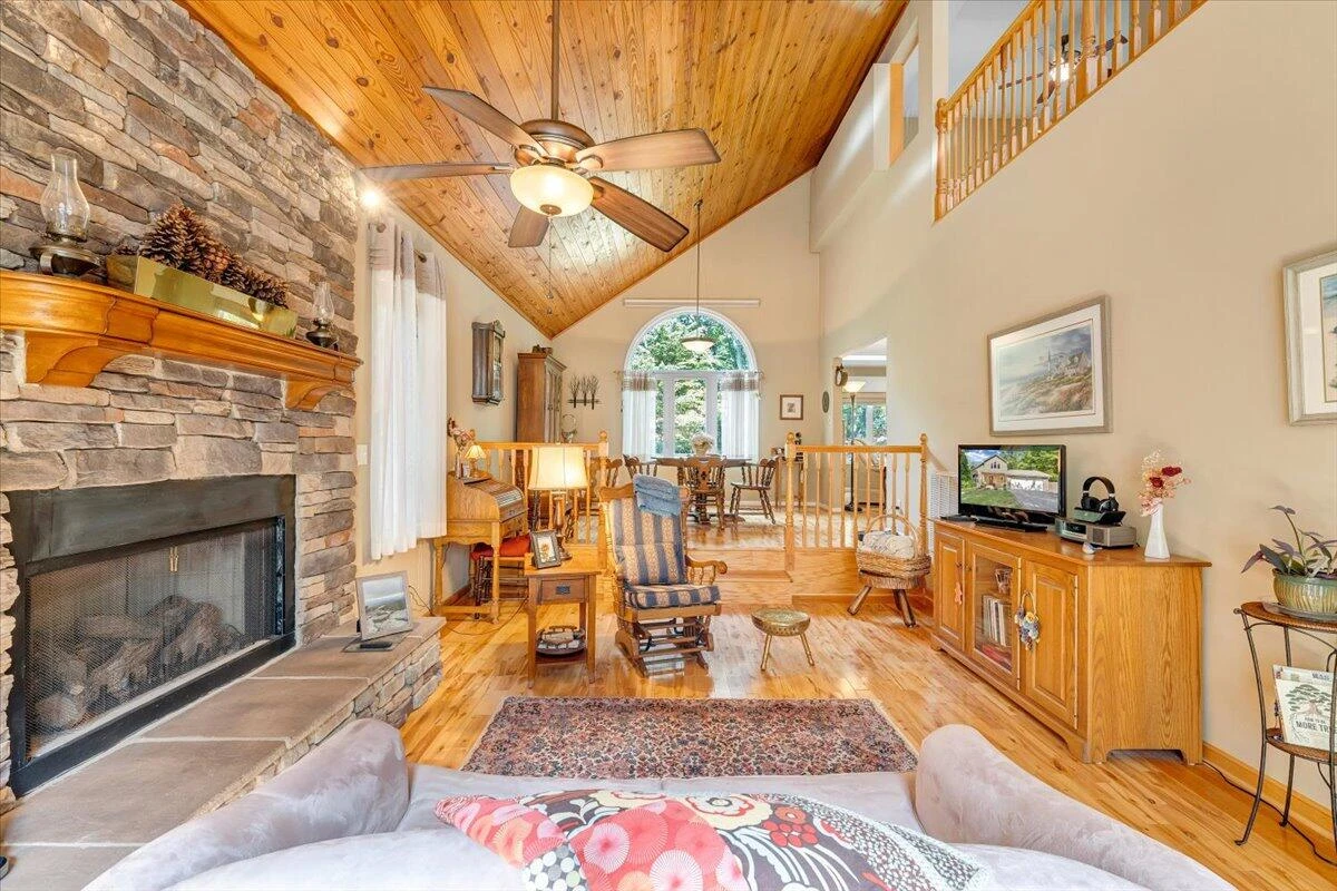 1347 Woodhaven Estates RD - Photo 67