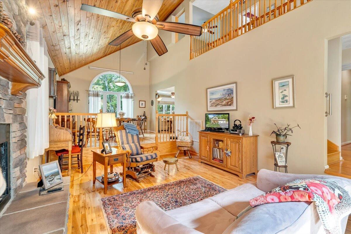 1347 Woodhaven Estates RD - Photo 13