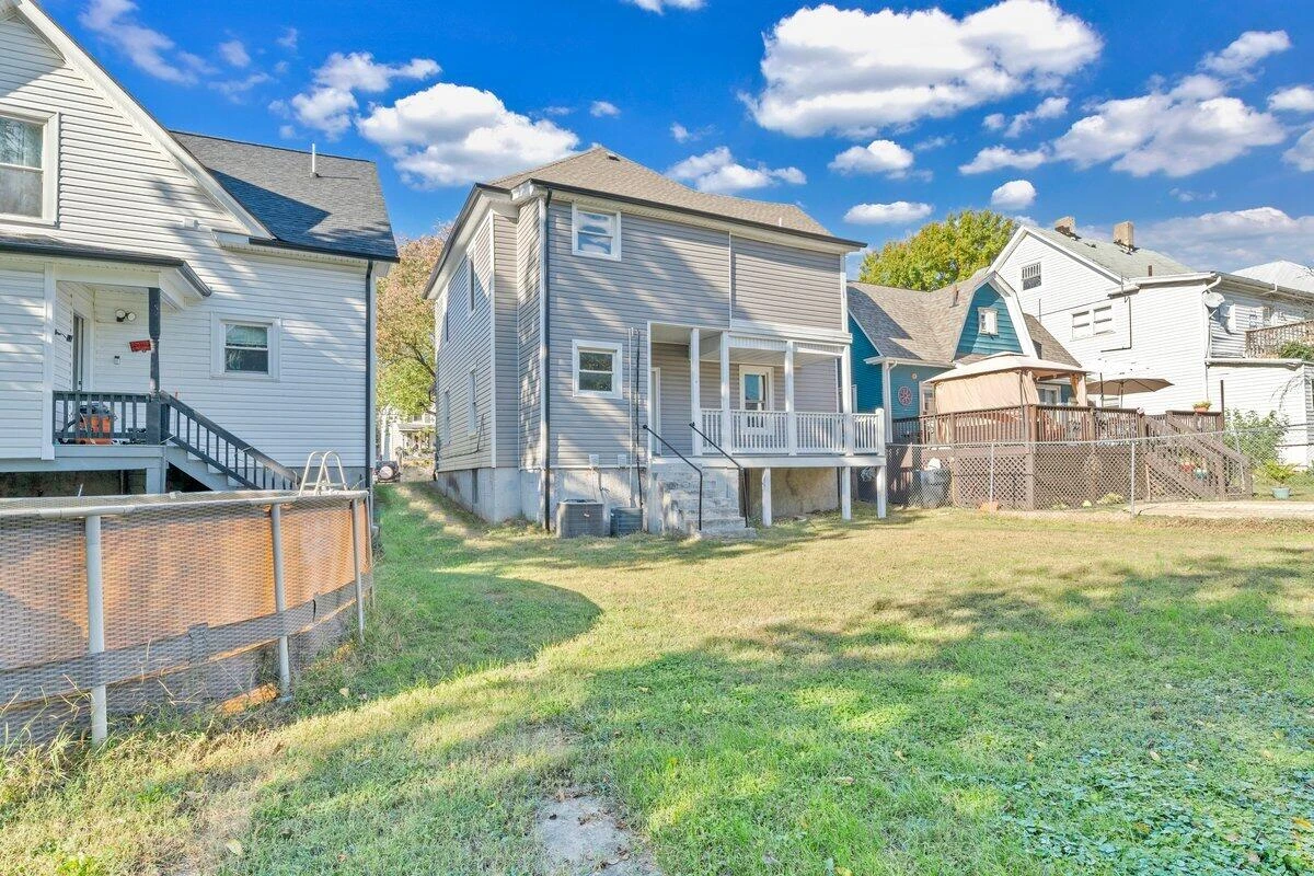 629 Highland AVE SE - Photo 14