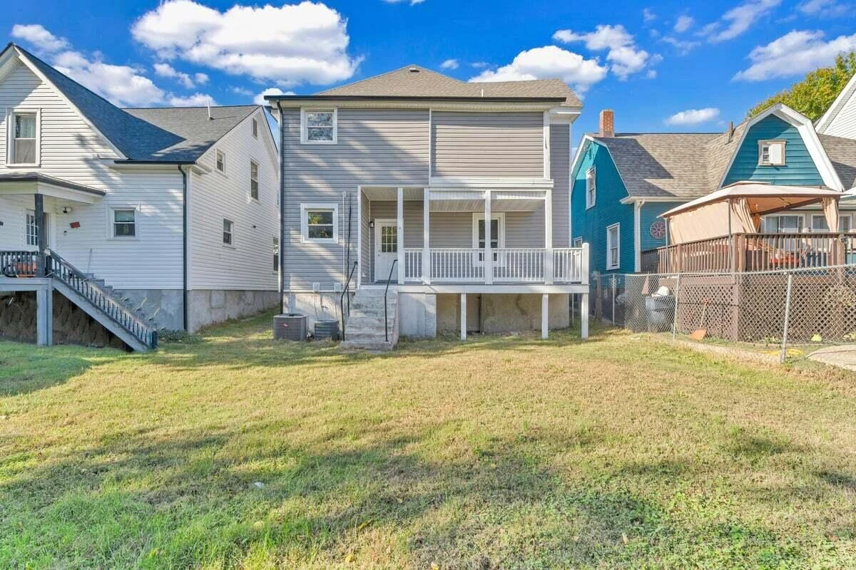 629 Highland AVE SE - Photo 19