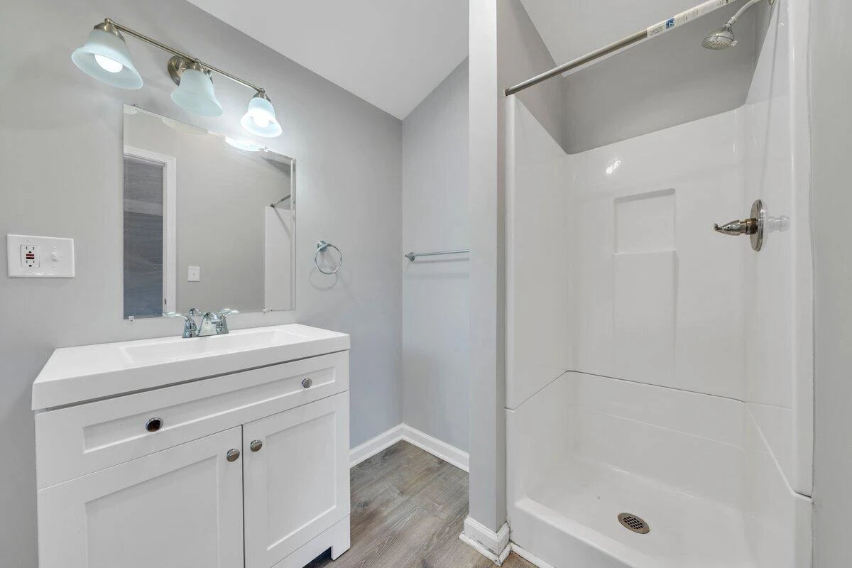 629 Highland AVE SE - Photo 25