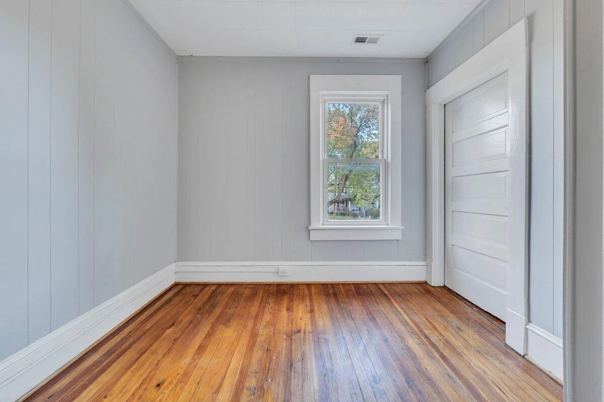 629 Highland AVE SE - Photo 31
