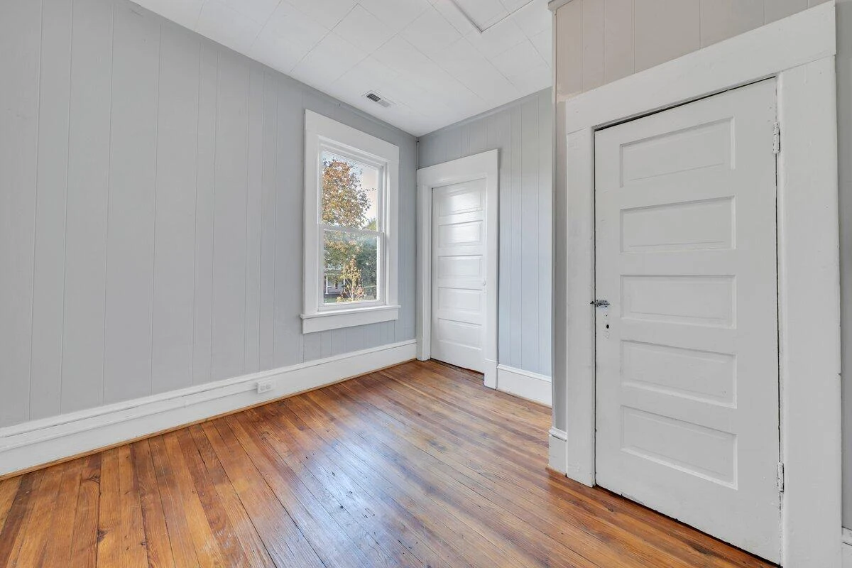 629 Highland AVE SE - Photo 32