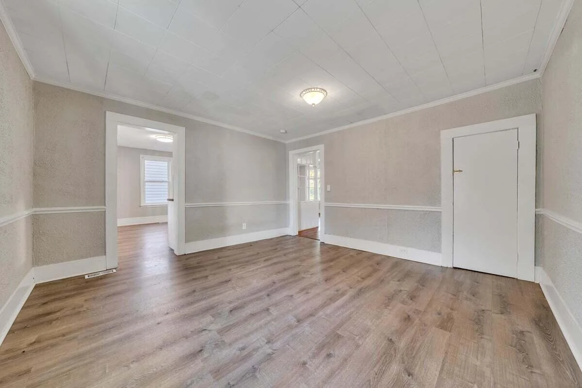 629 Highland AVE SE - Photo 37