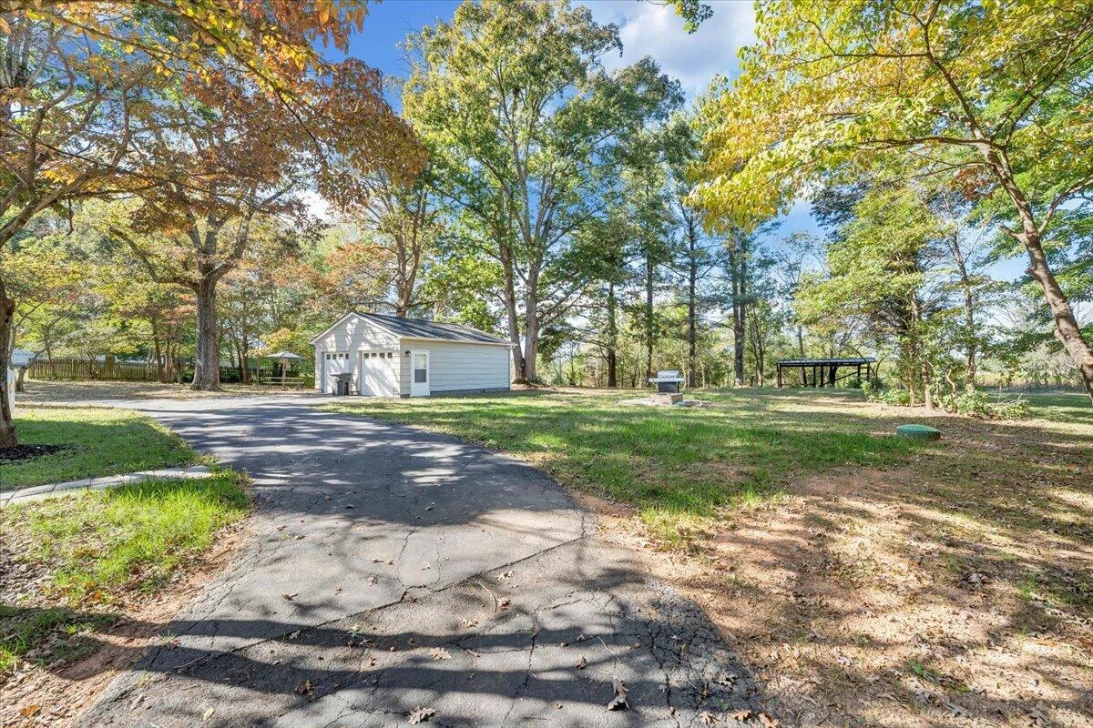 1433 Chalk Level RD - Photo 34