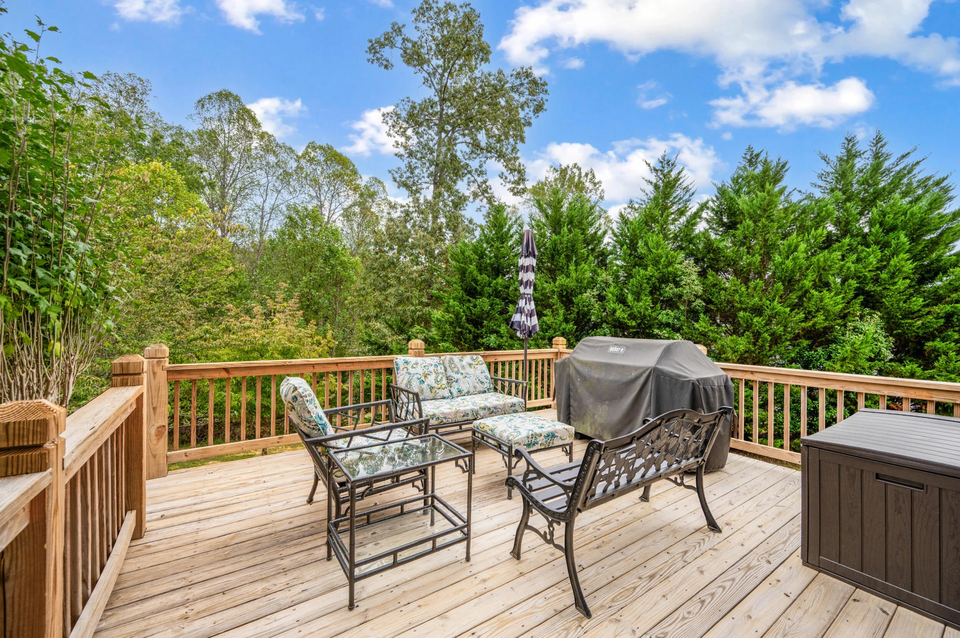 1142 Daltons DR - Photo 59