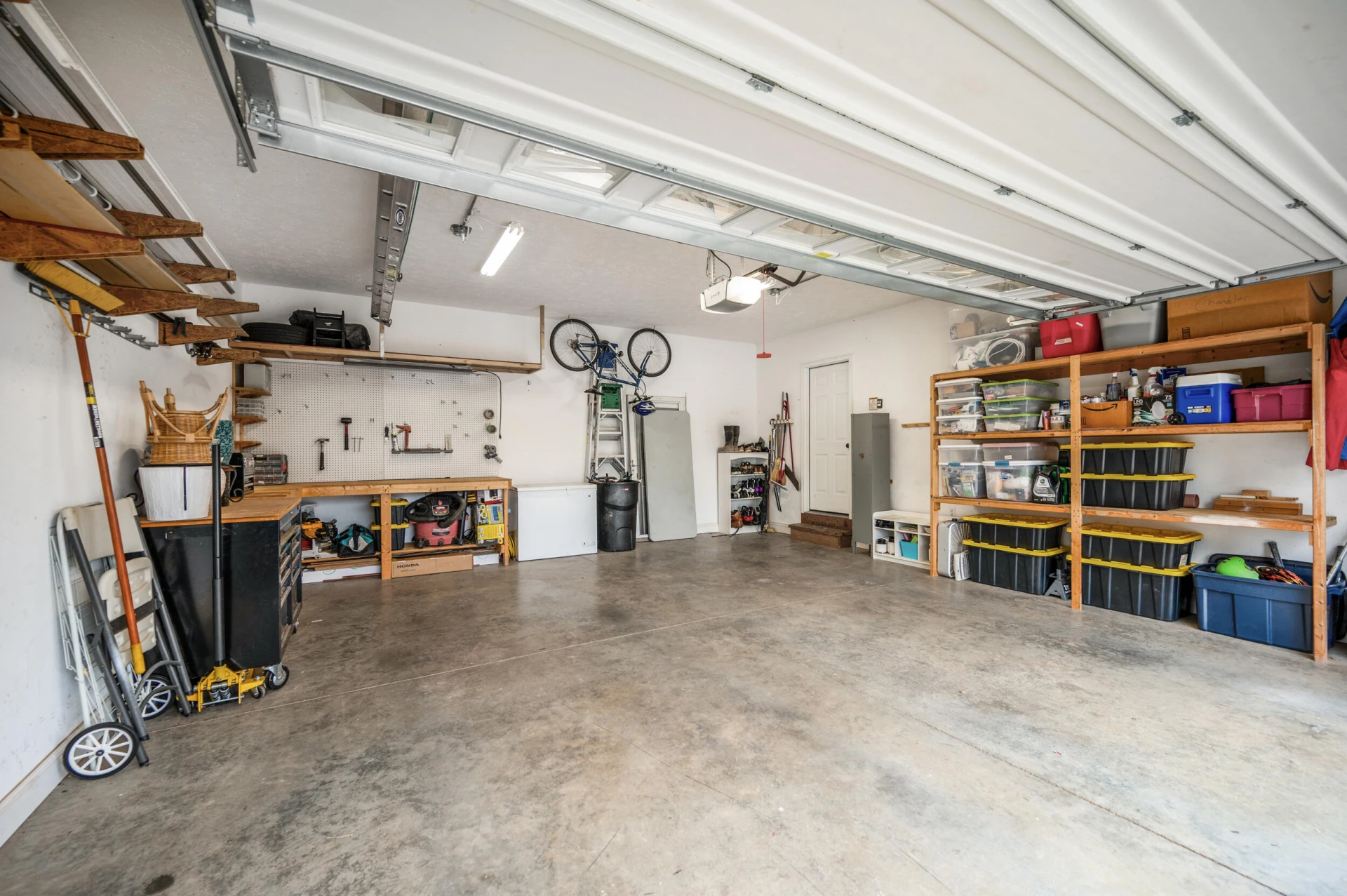 1142 Daltons DR - Photo 61