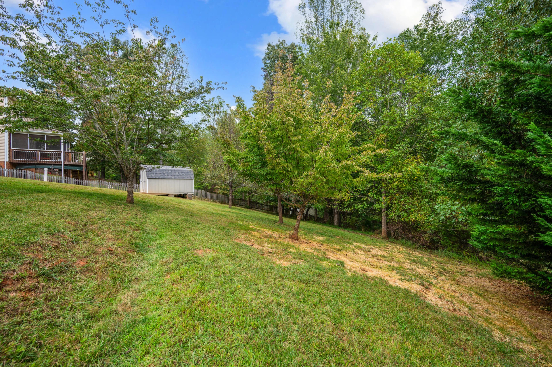 1142 Daltons DR - Photo 66