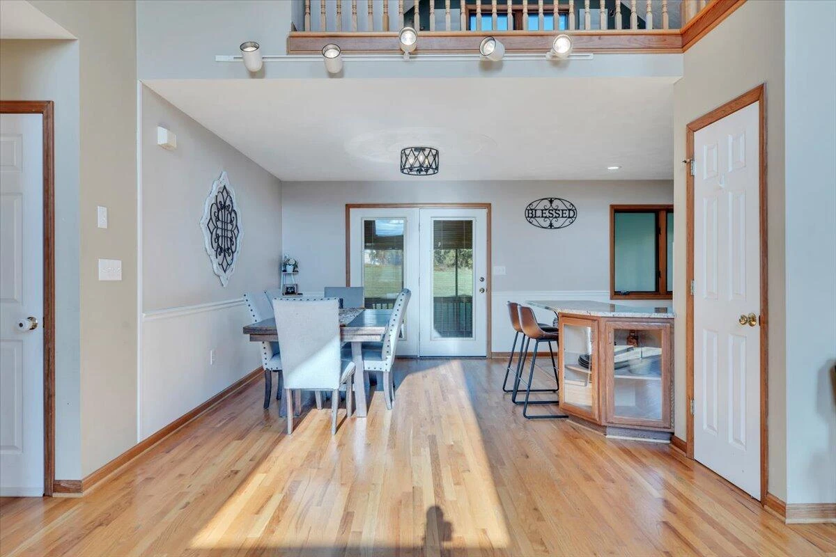 3840 White Church RD - Photo 14