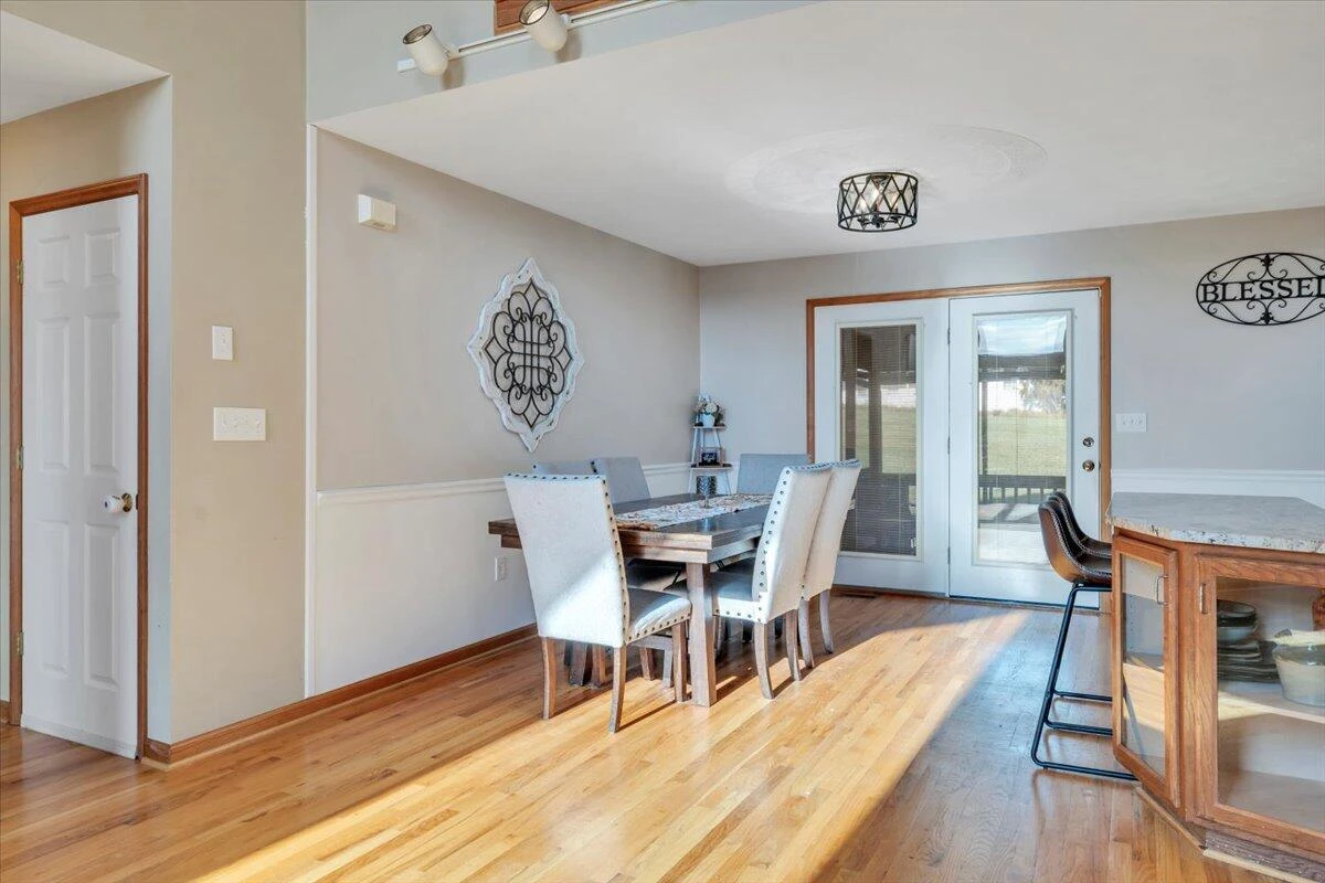 3840 White Church RD - Photo 15