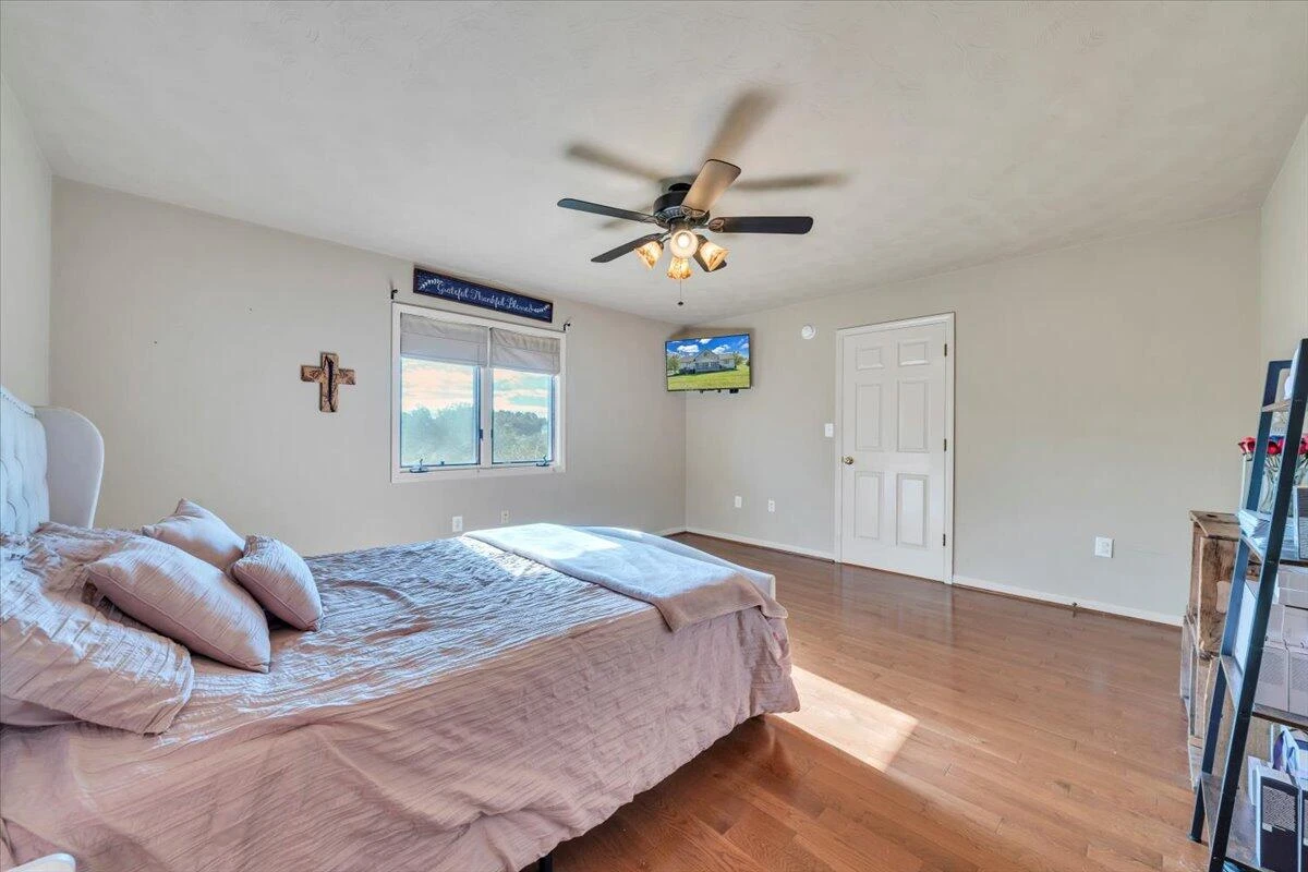 3840 White Church RD - Photo 35