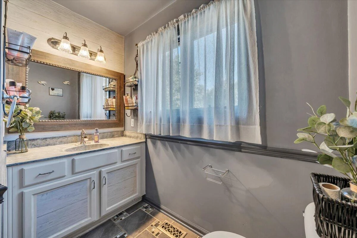3840 White Church RD - Photo 38