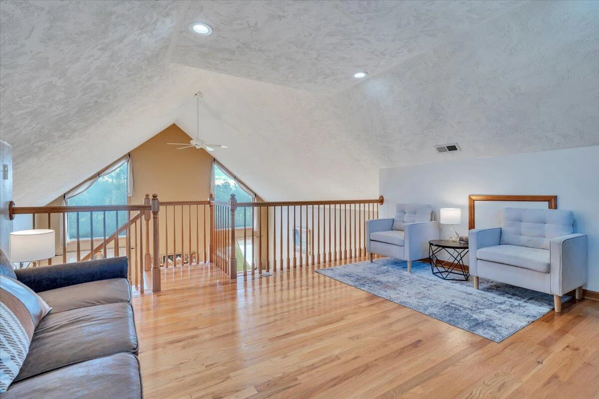 3840 White Church RD - Photo 8