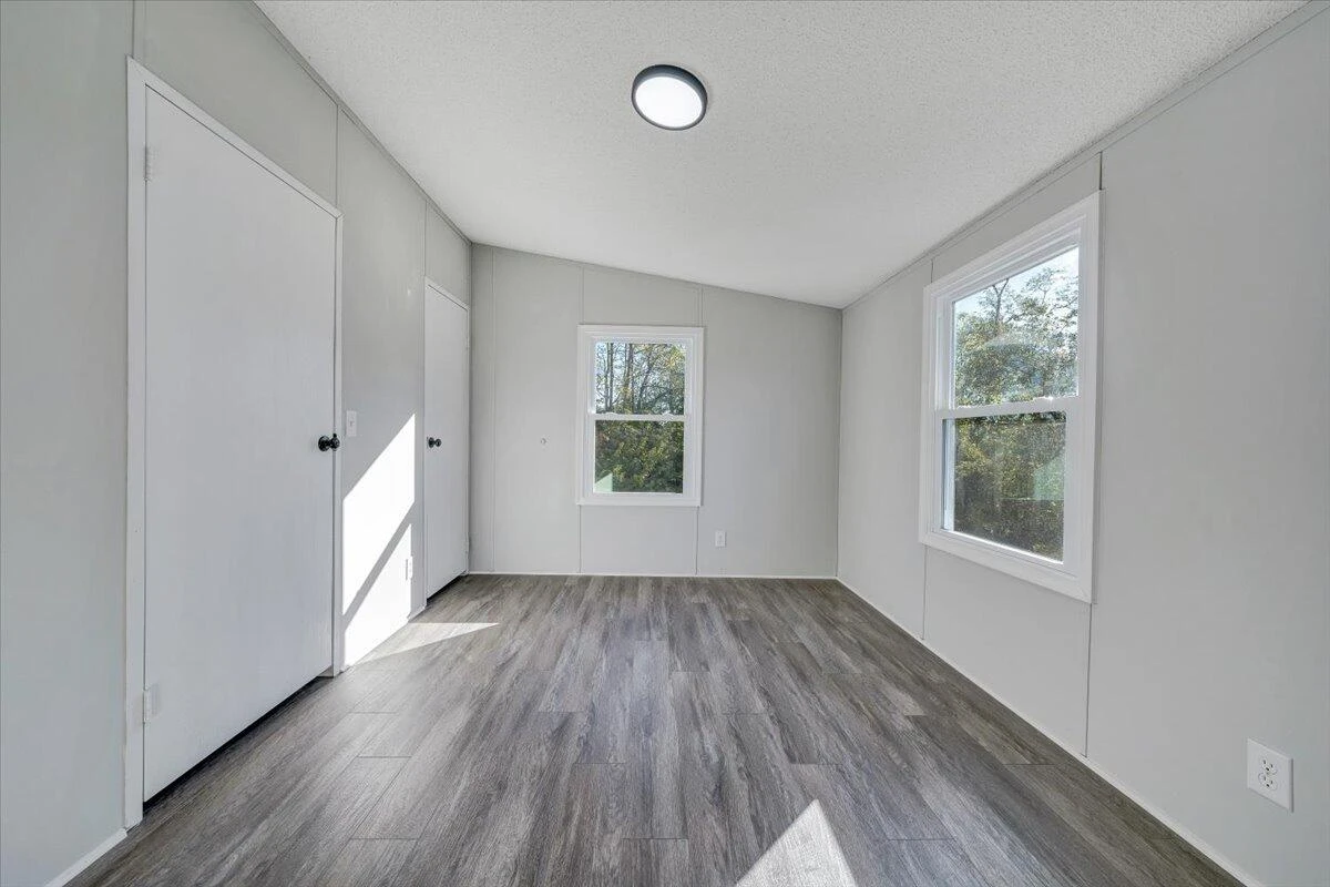 7333 Manns DR - Photo 18