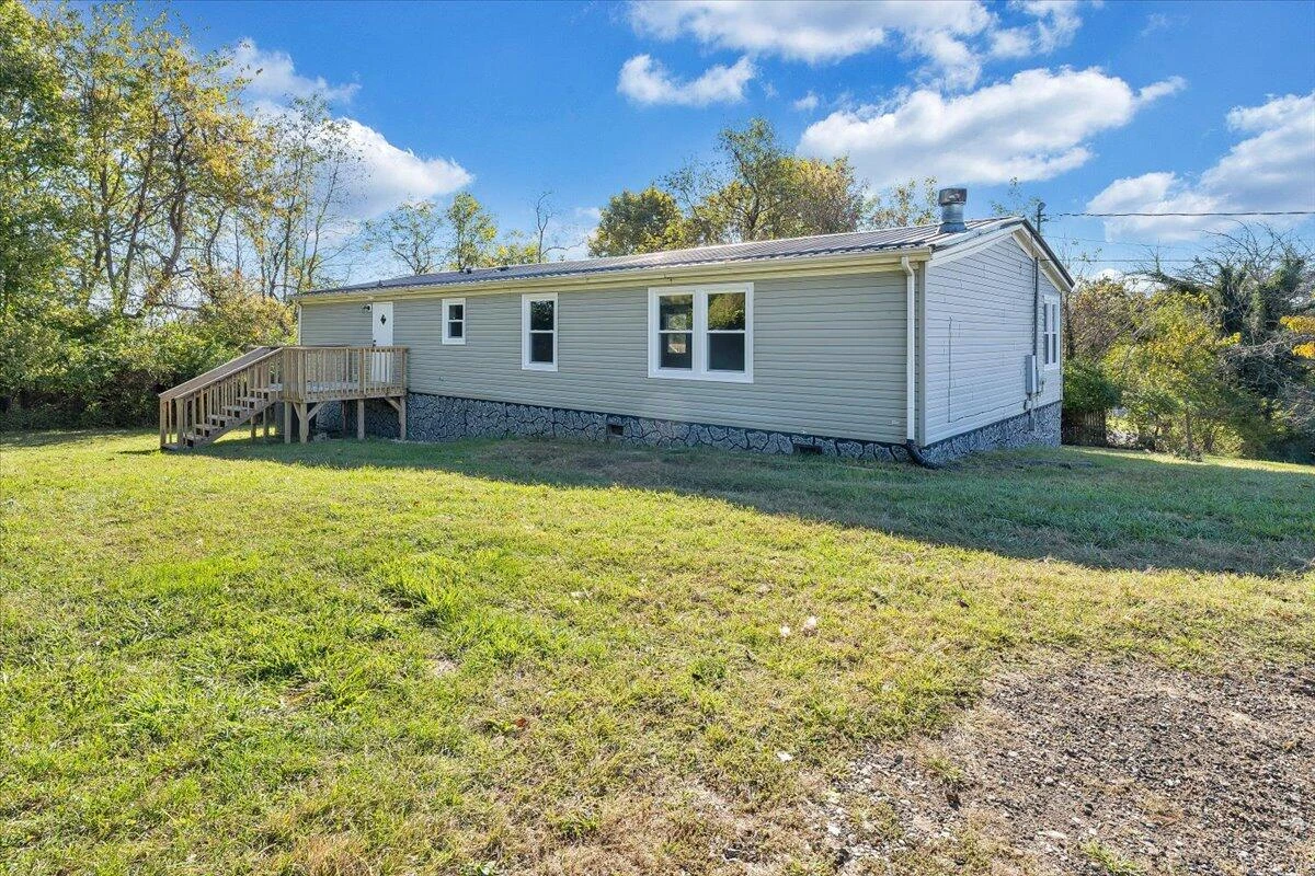7333 Manns DR - Photo 35