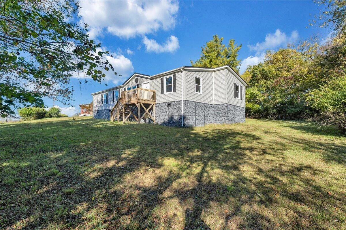 7333 Manns DR - Photo 40