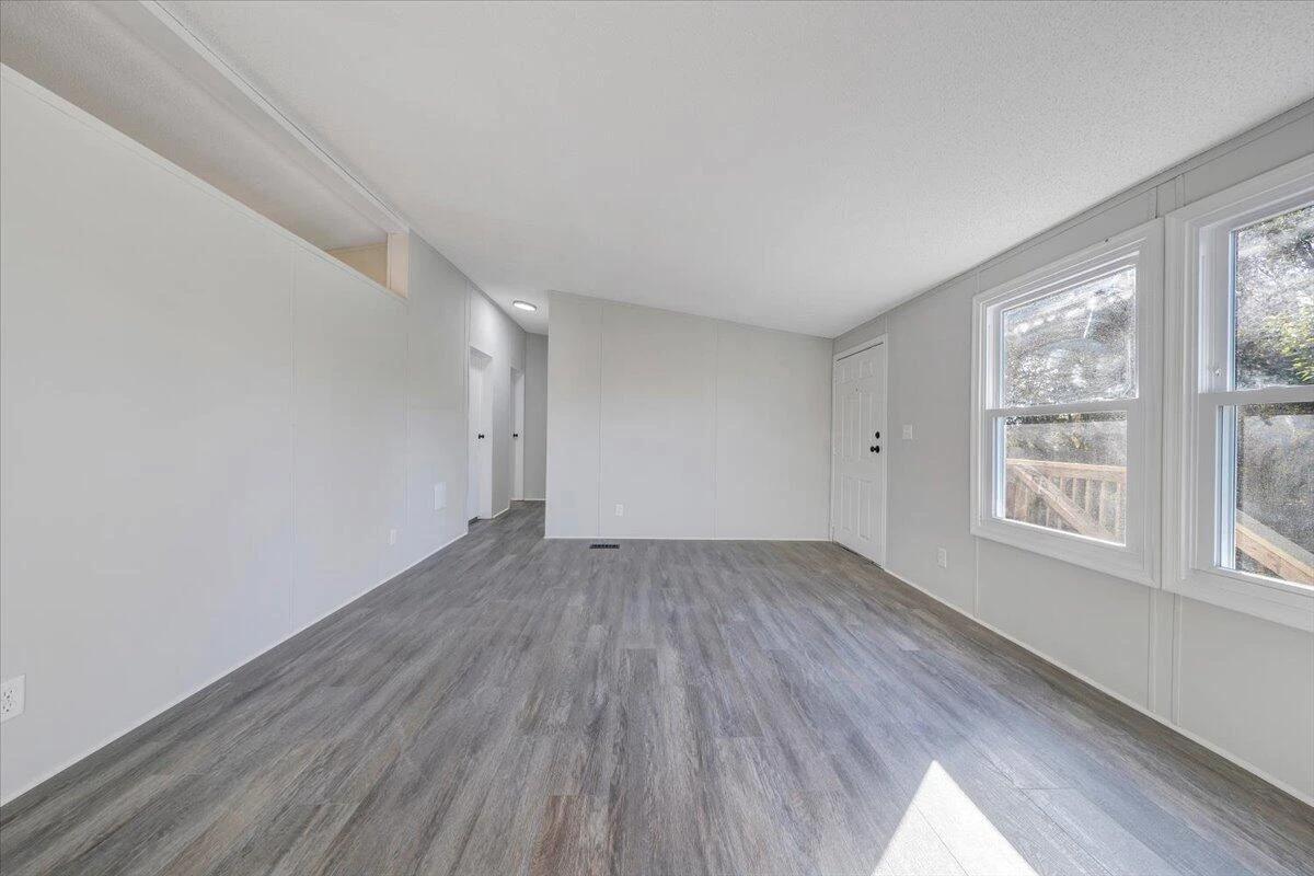 7333 Manns DR - Photo 6