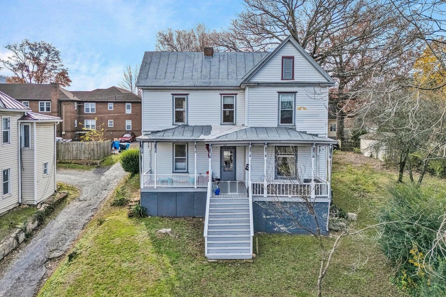 360 Mountain AVE SW