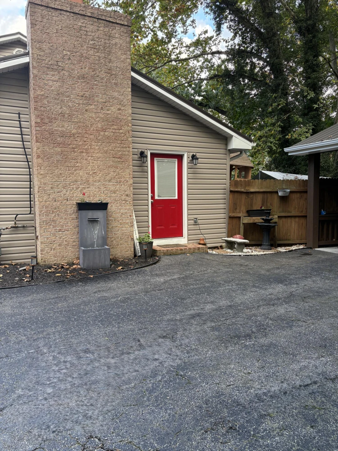 3444 clara AVE SW - Photo 2