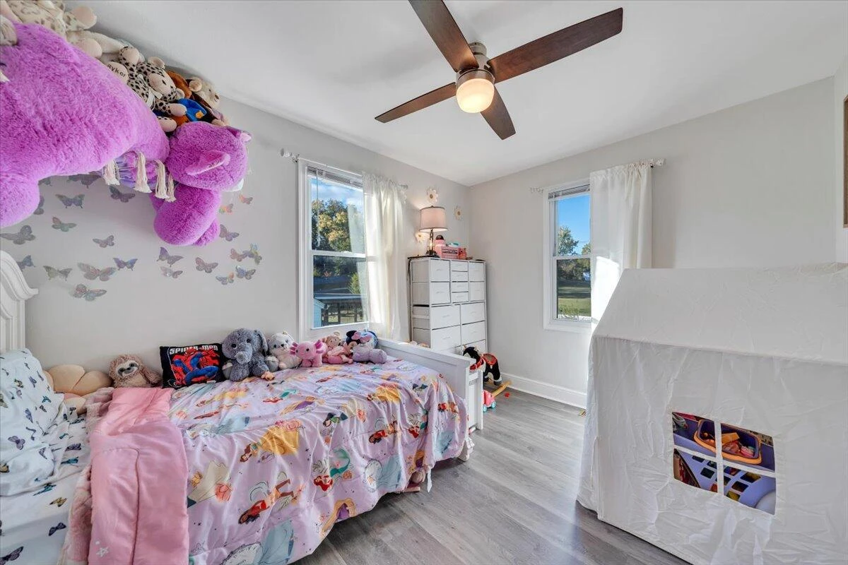 3927 Michigan AVE NW - Photo 12