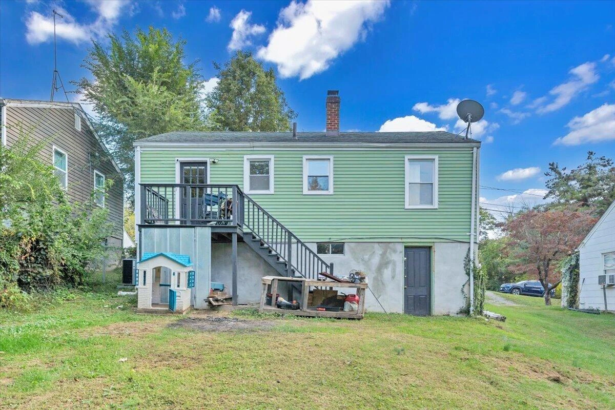 3927 Michigan AVE NW - Photo 19