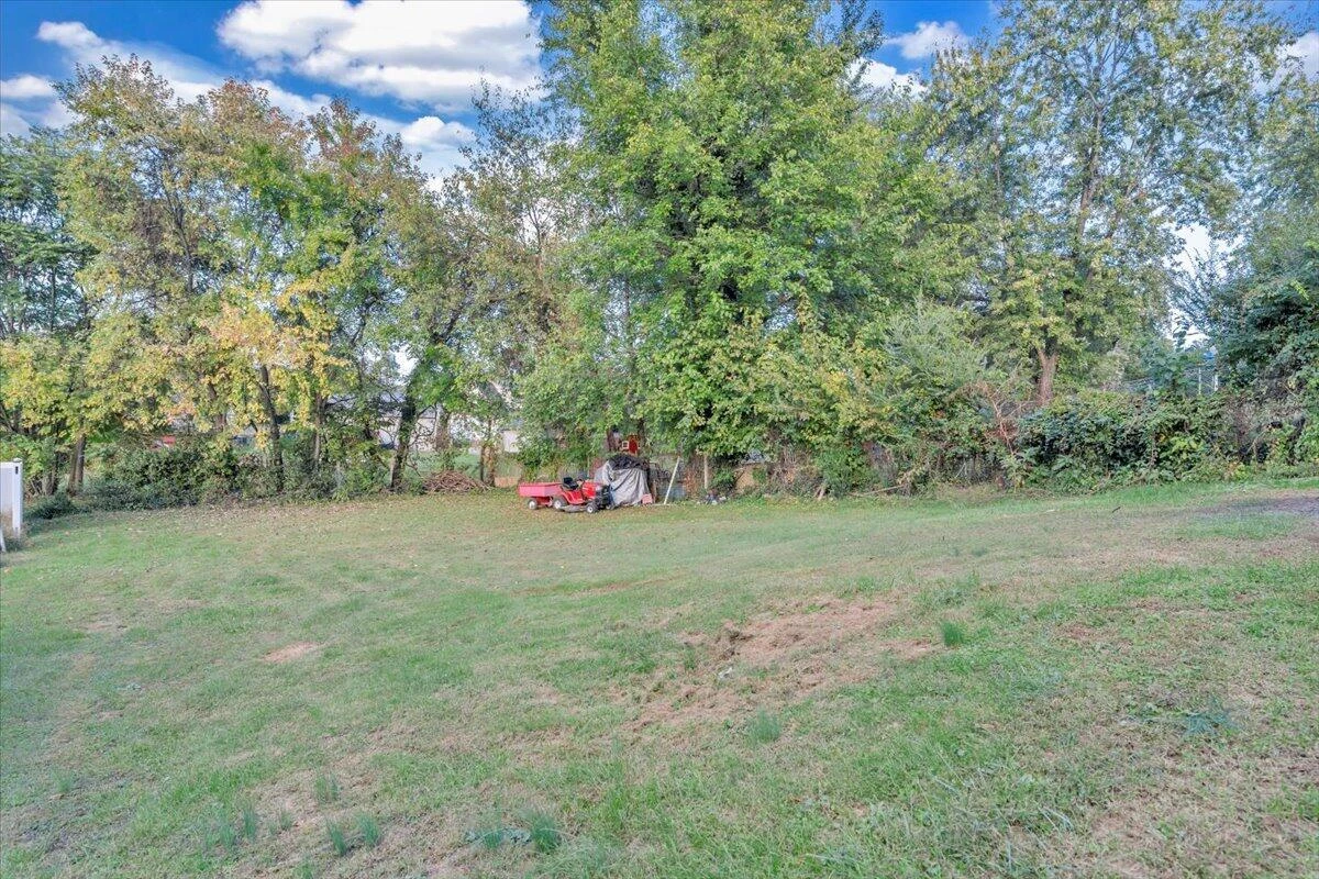 3927 Michigan AVE NW - Photo 24