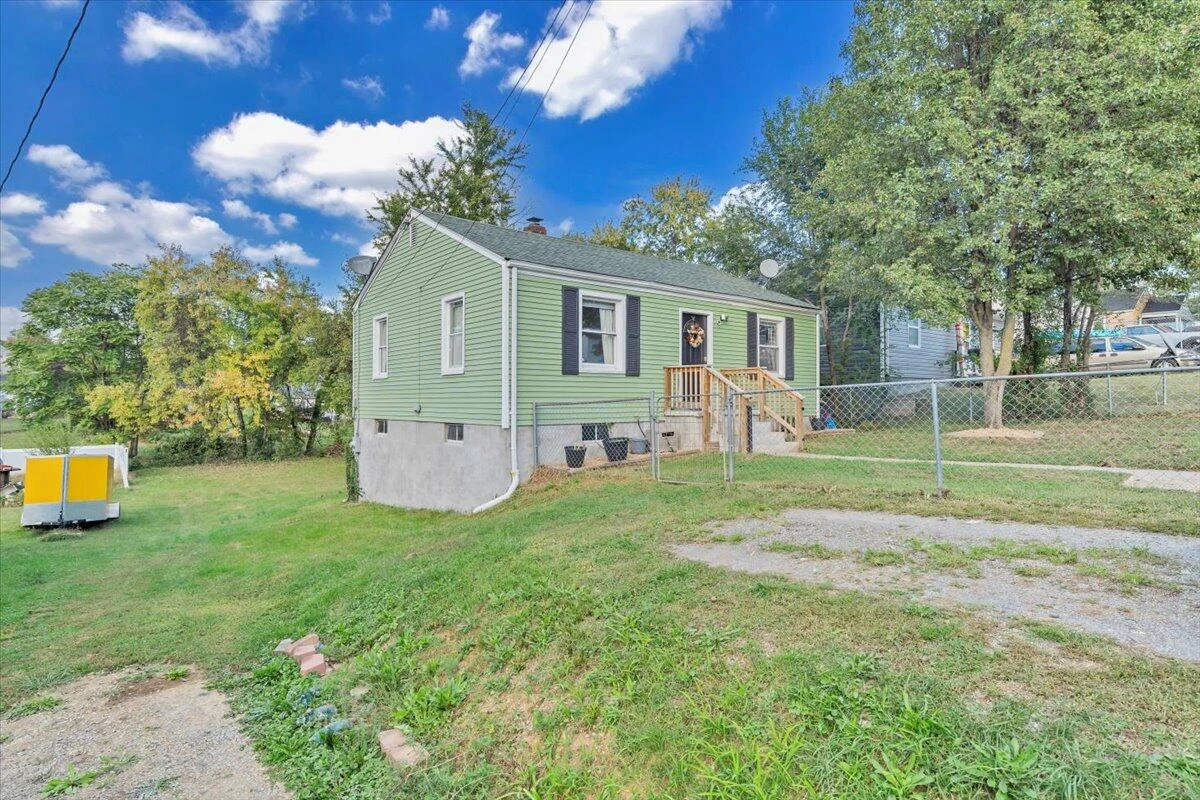 3927 Michigan AVE NW - Photo 26