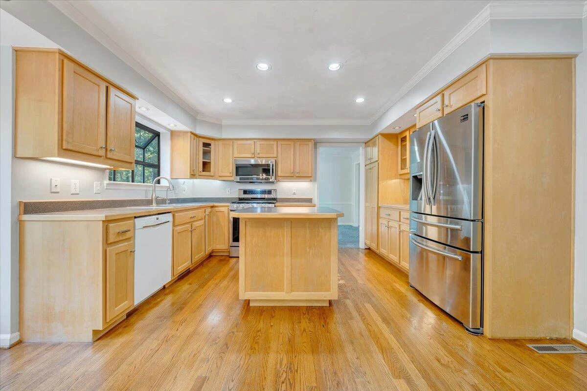 4331 Fox Croft CIR - Photo 17