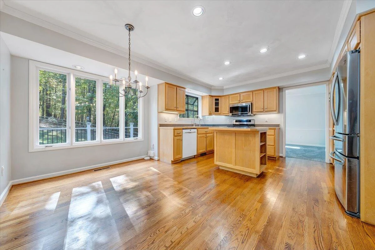 4331 Fox Croft CIR - Photo 19
