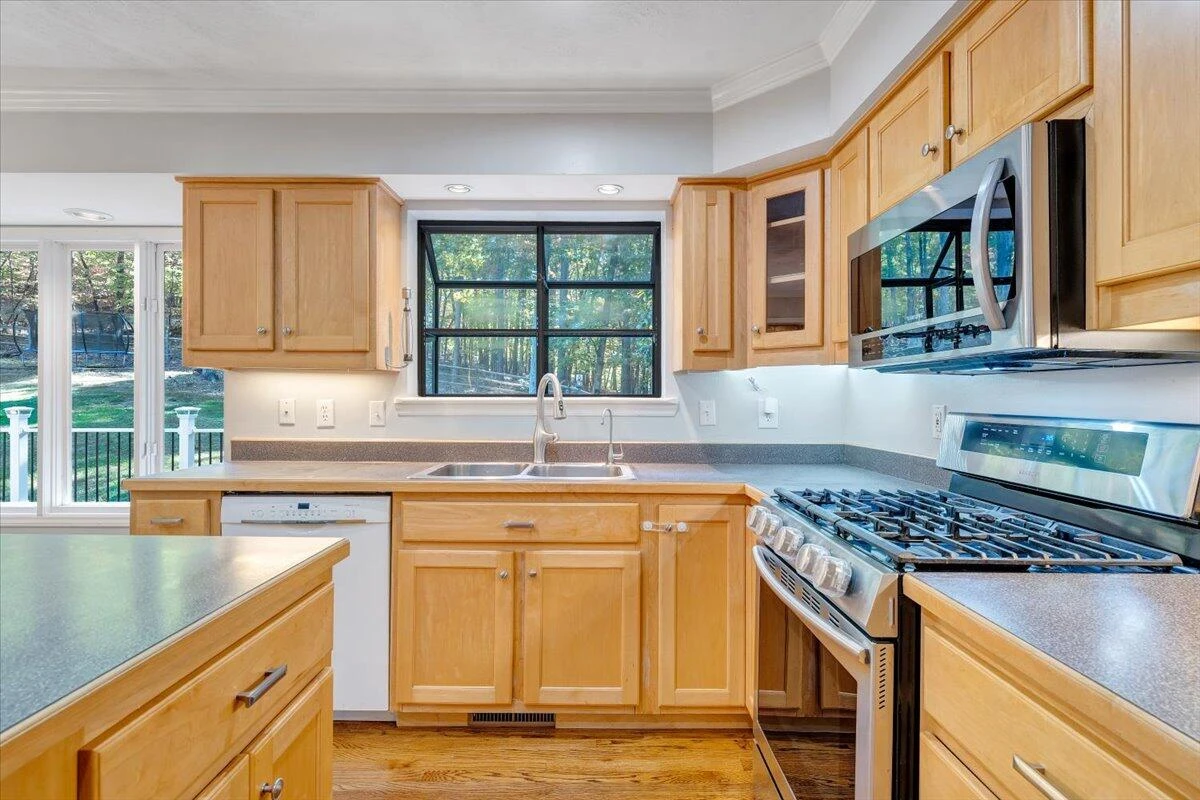 4331 Fox Croft CIR - Photo 25