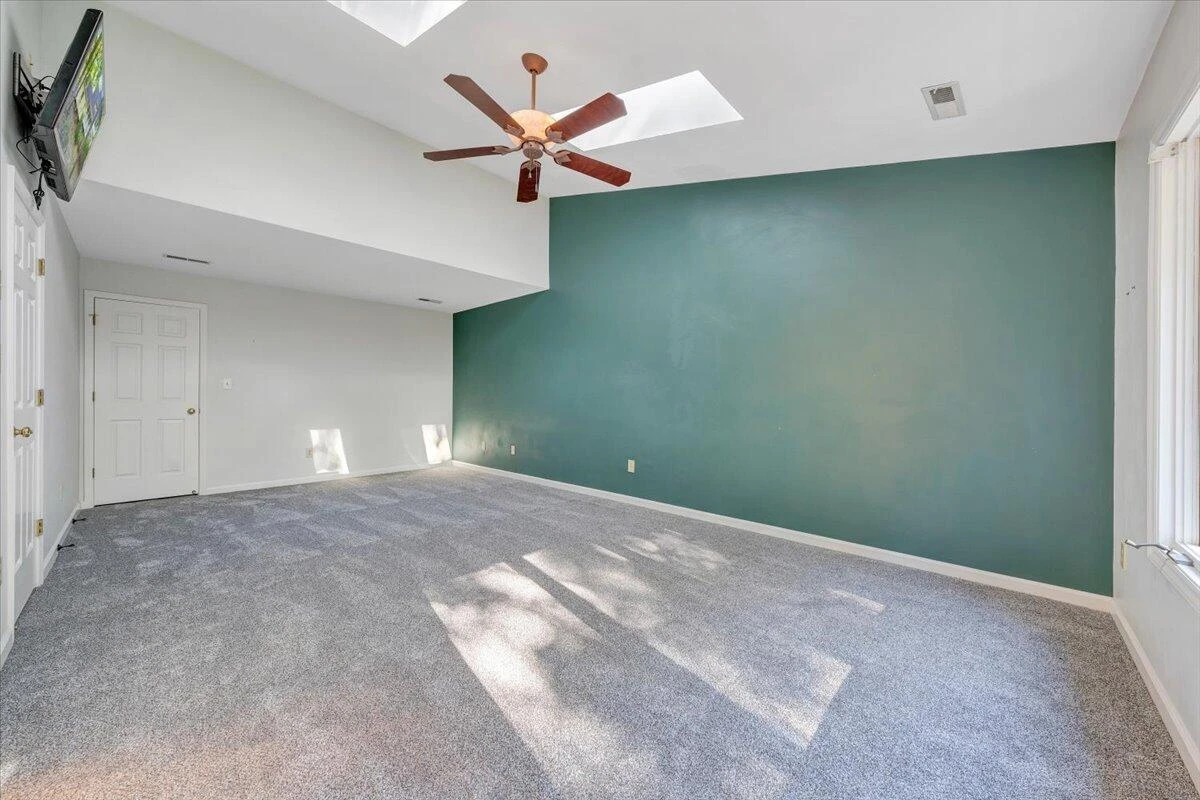 4331 Fox Croft CIR - Photo 38