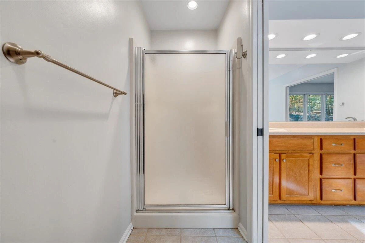 4331 Fox Croft CIR - Photo 42