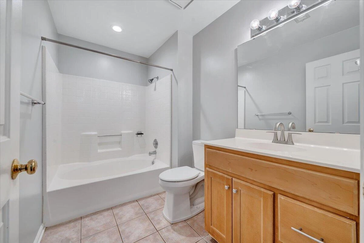 4331 Fox Croft CIR - Photo 46
