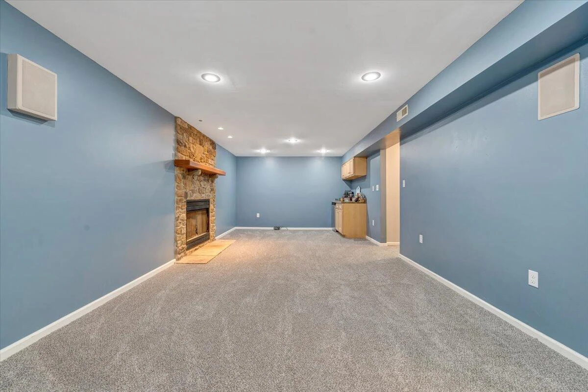 4331 Fox Croft CIR - Photo 49