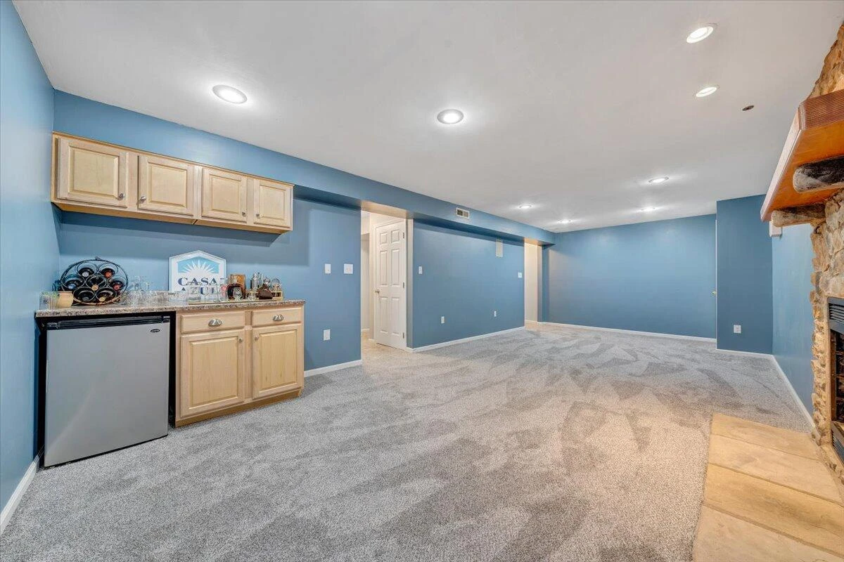 4331 Fox Croft CIR - Photo 52