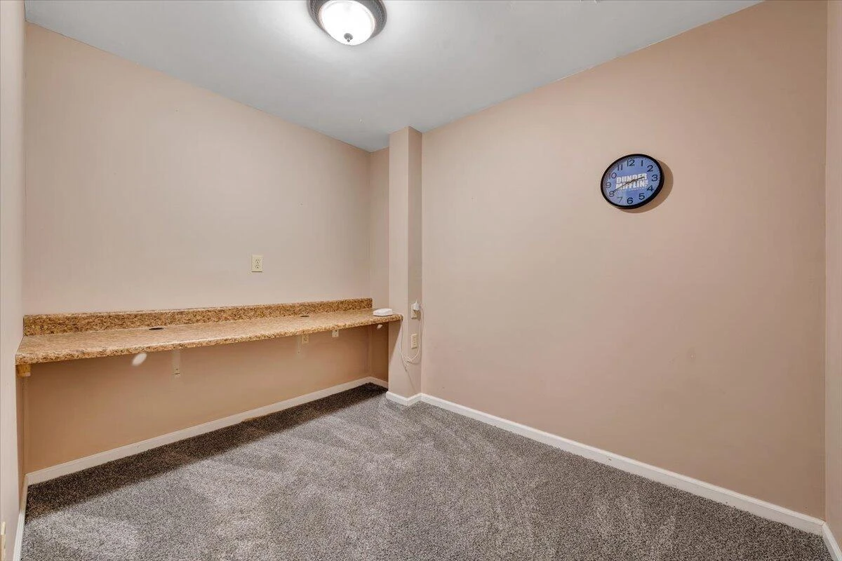 4331 Fox Croft CIR - Photo 54