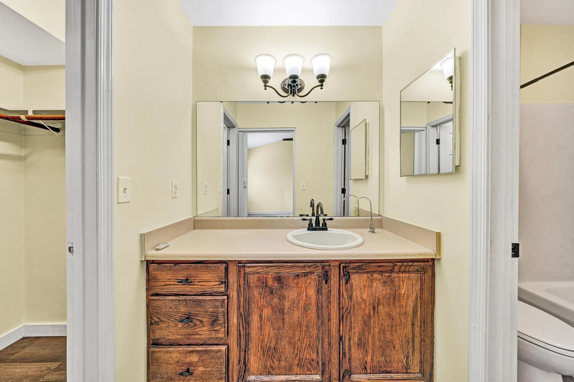 4733 Oakcliff DR - Photo 18