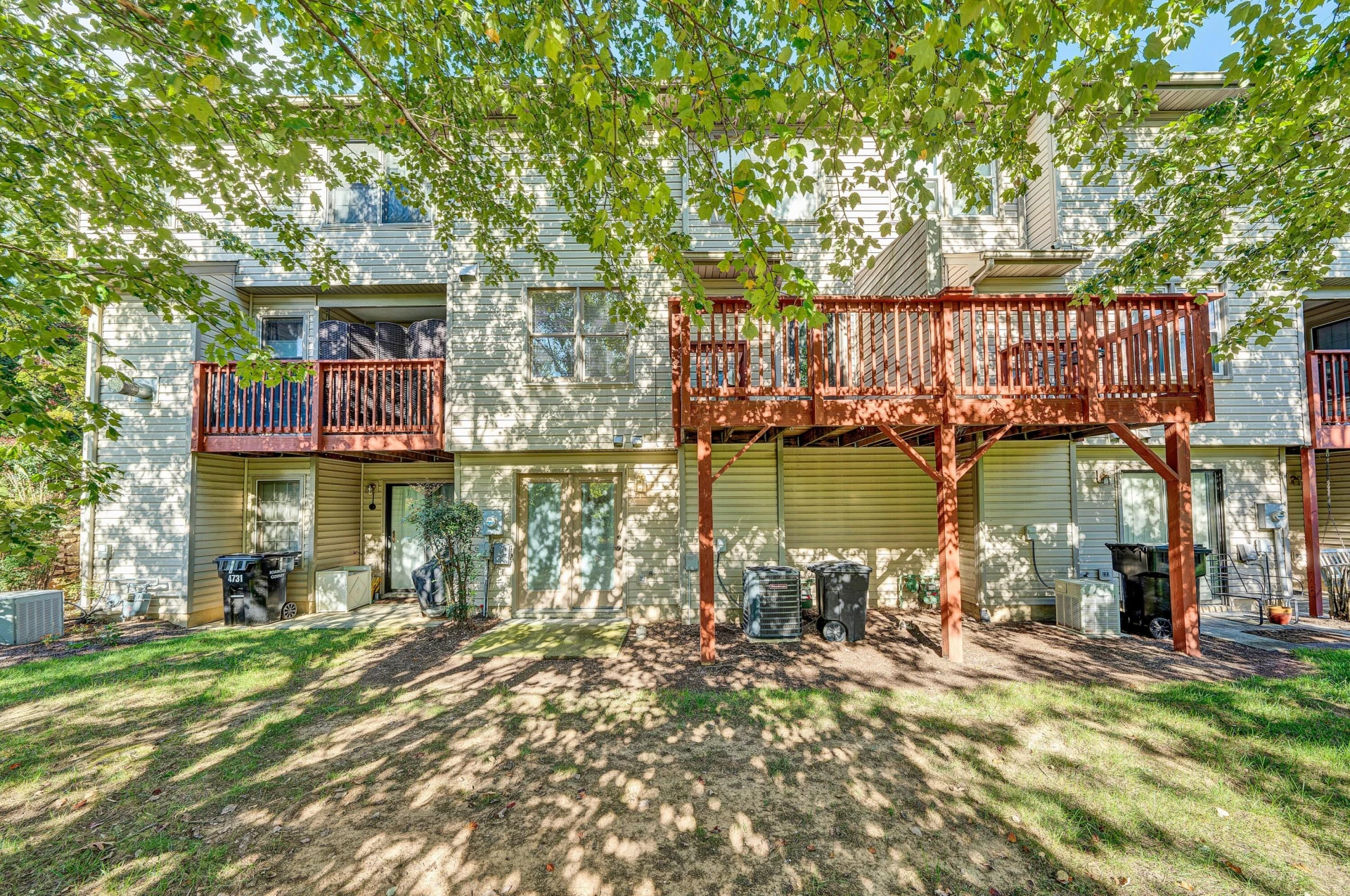 4733 Oakcliff DR - Photo 28