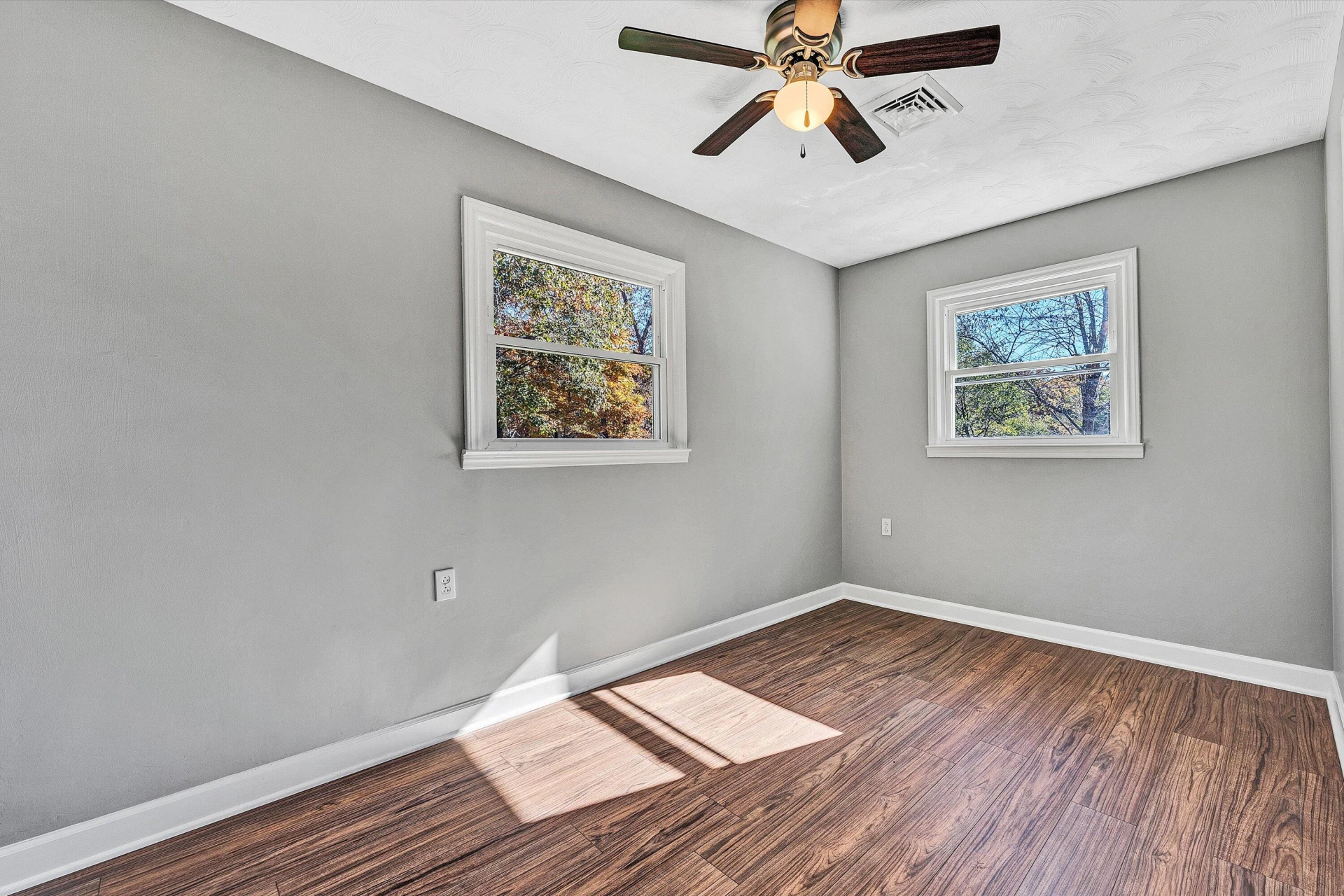 304 Broken Arrow LN - Photo 22