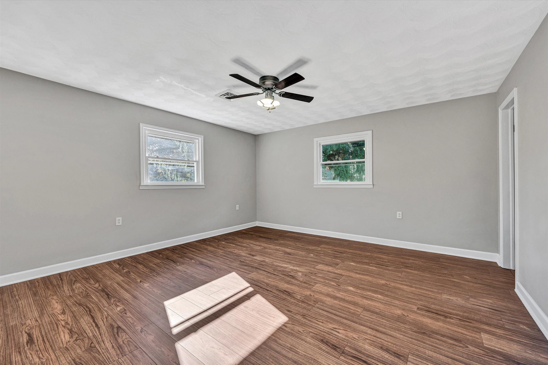 304 Broken Arrow LN - Photo 26