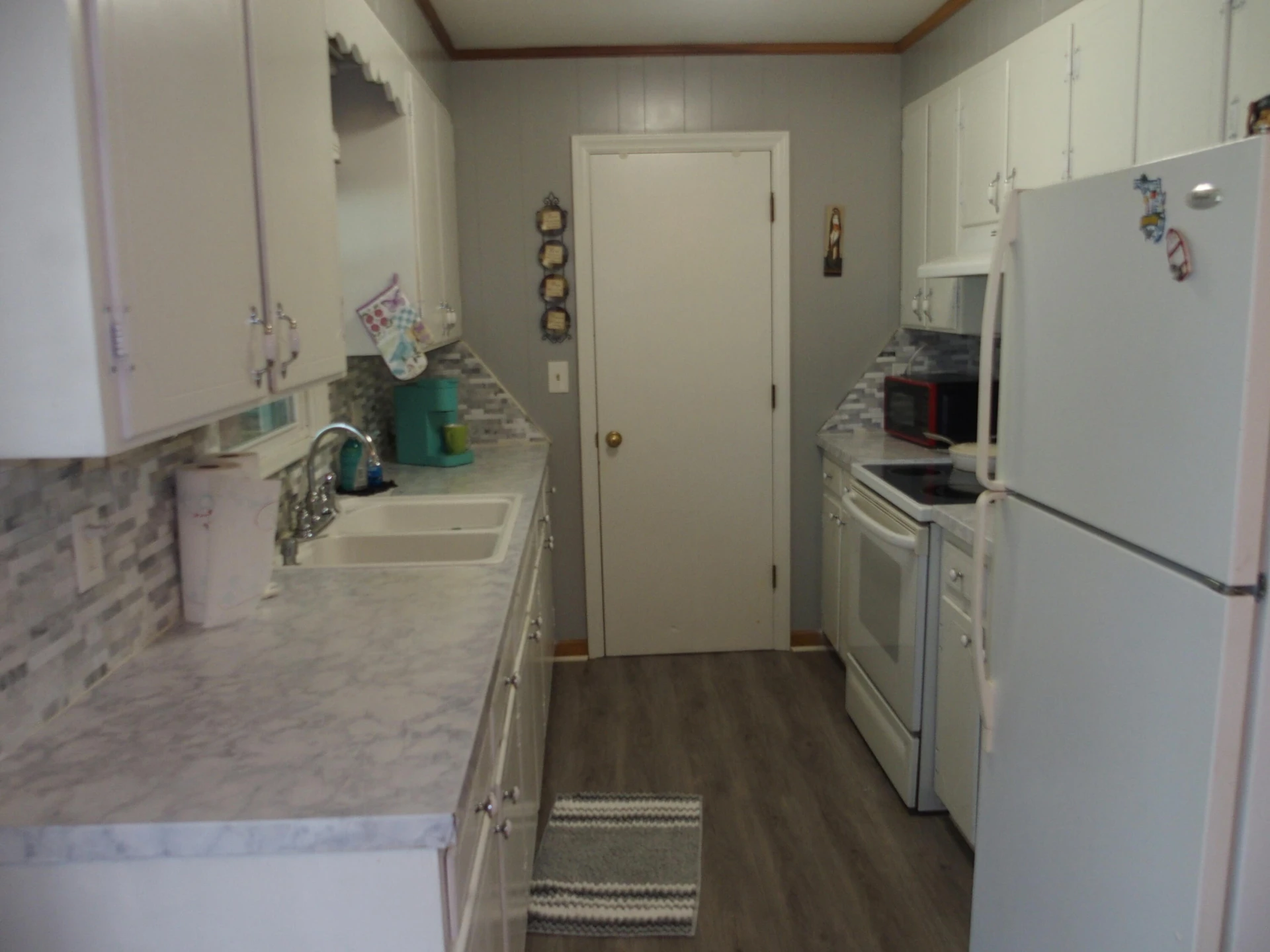 107 LILAC DR - Photo 10